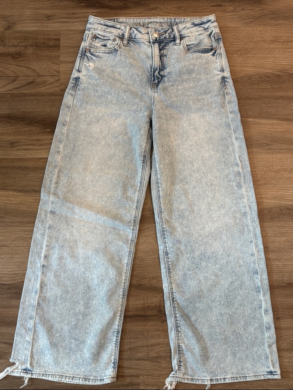 American Eagle Super High Rise Baggy Wide Leg Jeans